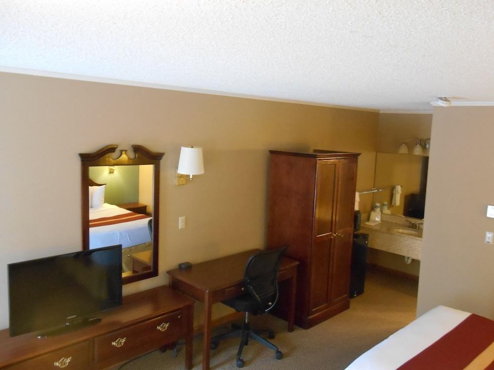 Surestay By Best Western Cameron Exterior photo