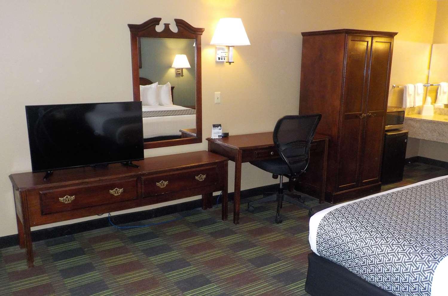 Surestay By Best Western Cameron Exterior photo