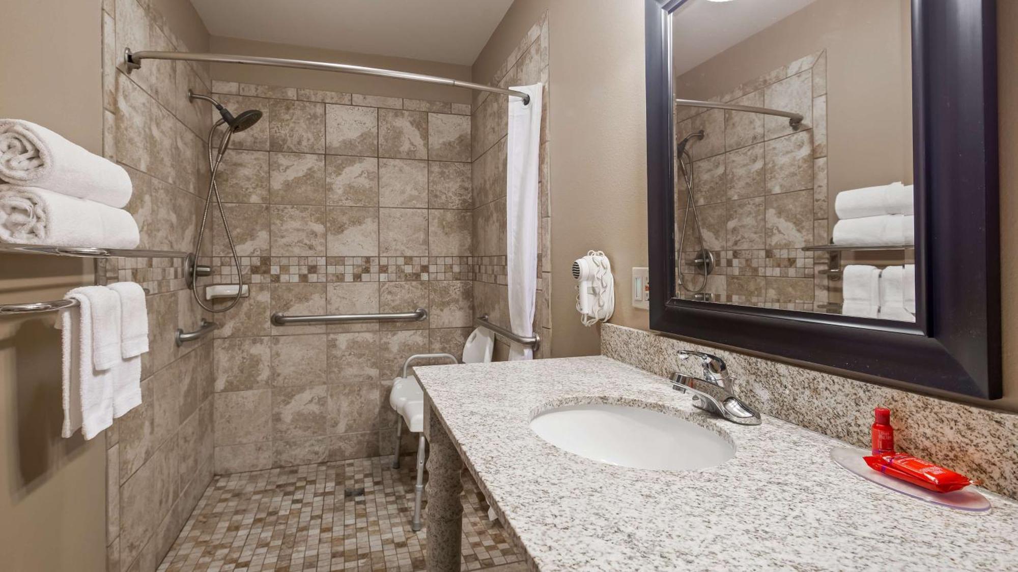 Surestay By Best Western Cameron Exterior photo