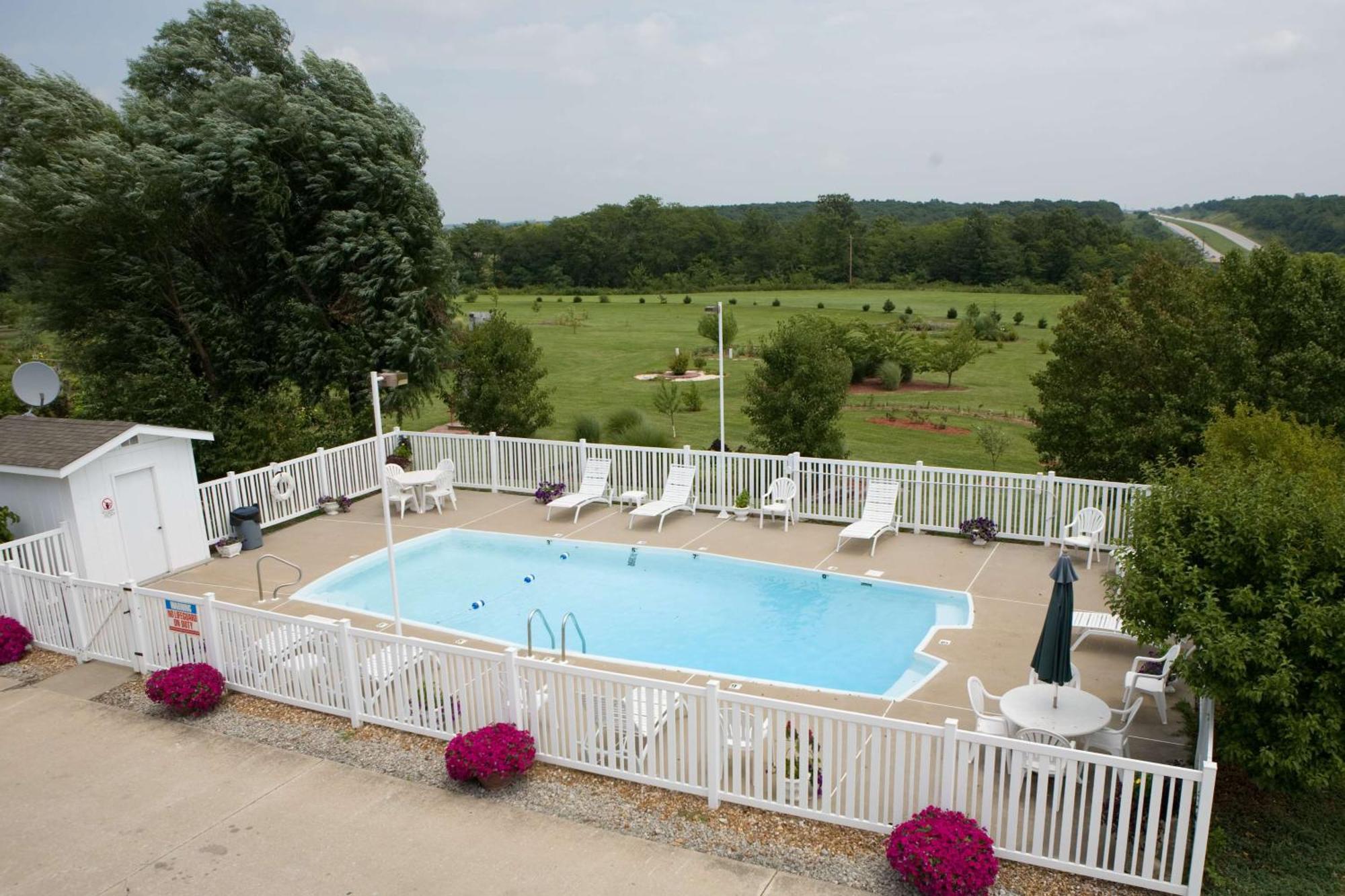 Surestay By Best Western Cameron Exterior photo